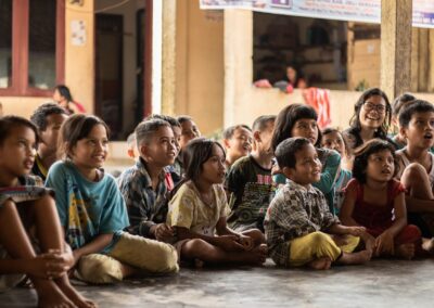 Détention d&rsquo;enfants en migration : interviews de professionnel·les du terrain